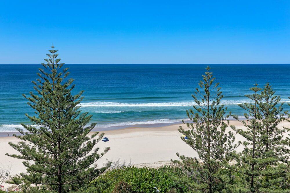 burleigh-heads-2-bedroom-apartments-(9)