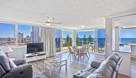 burleigh-heads-superior-2-bedroom-apartments-AC-(5)